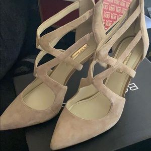 BCBGENERATION NUDE HEELS size 9